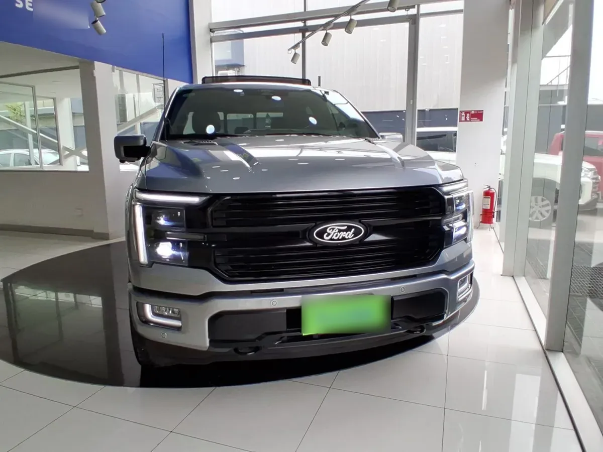 Ford F-150 3.5 Platinum Cc Dob. Cab. 4x4 At 4p año 2026