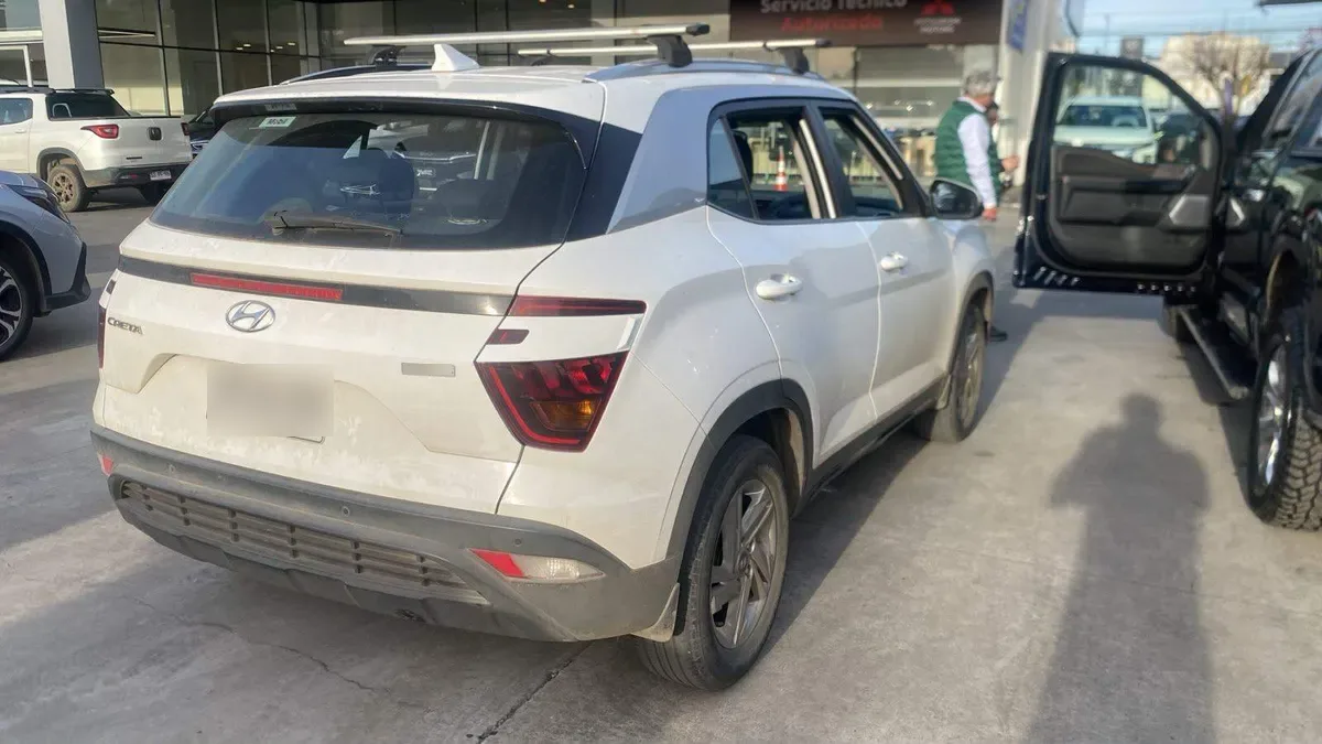 Hyundai Creta 1.5 Plus Su2i 4x2 Mt 5p año 2021