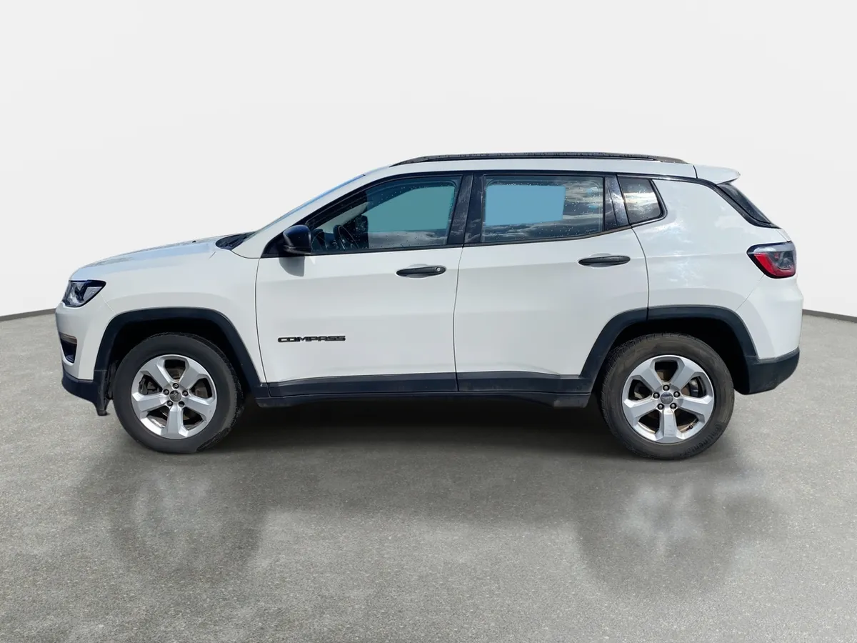 Jeep Compass 2.4 Sport Lx 4x2 6mt 5p año 2019
