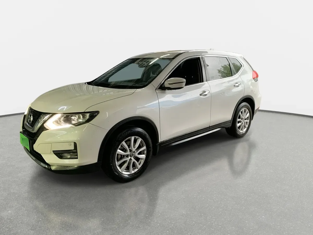 Nissan X-Trail 2.5 Sense Mc 4x2 3row Cvt At 5p año 2021
