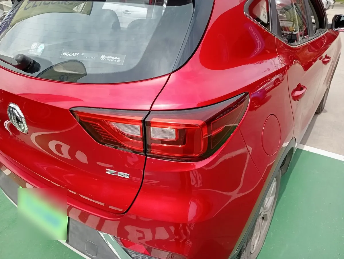 MG Mg Zs 1.5 Std 4x2 Mt 5p año 2023