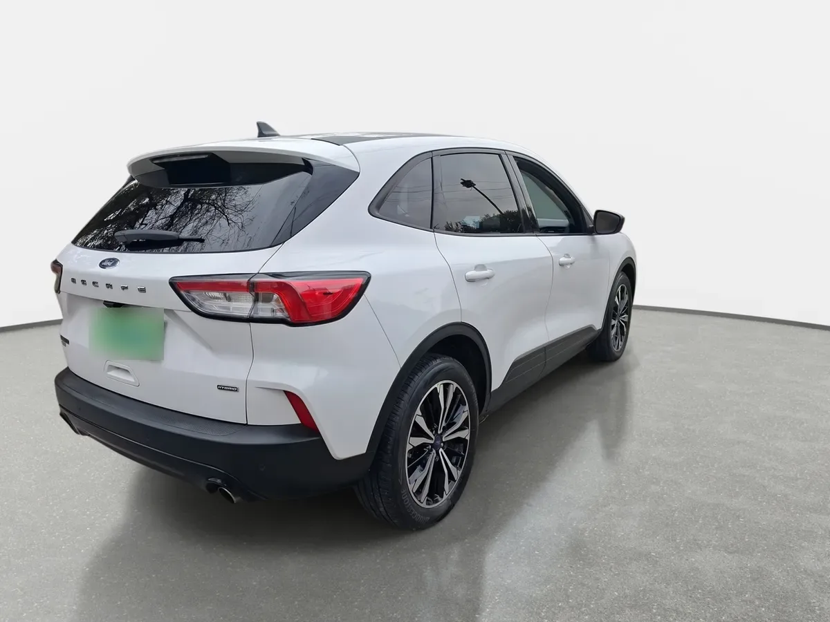 Ford Escape 2.5 Atkinson Se Hibrido Fwd At 5p año 2023