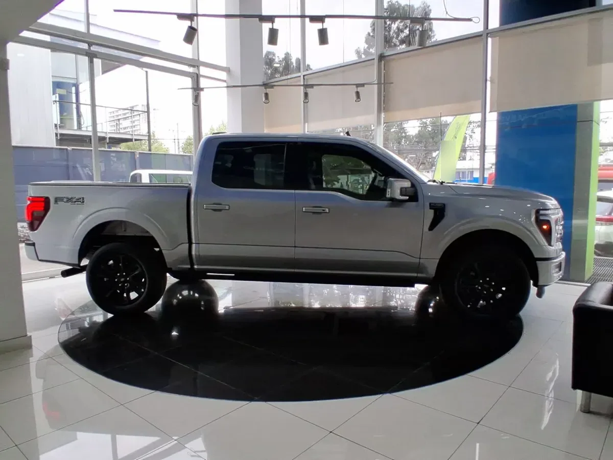 Ford F-150 3.5 Platinum Cc Dob. Cab. 4x4 At 4p año 2026