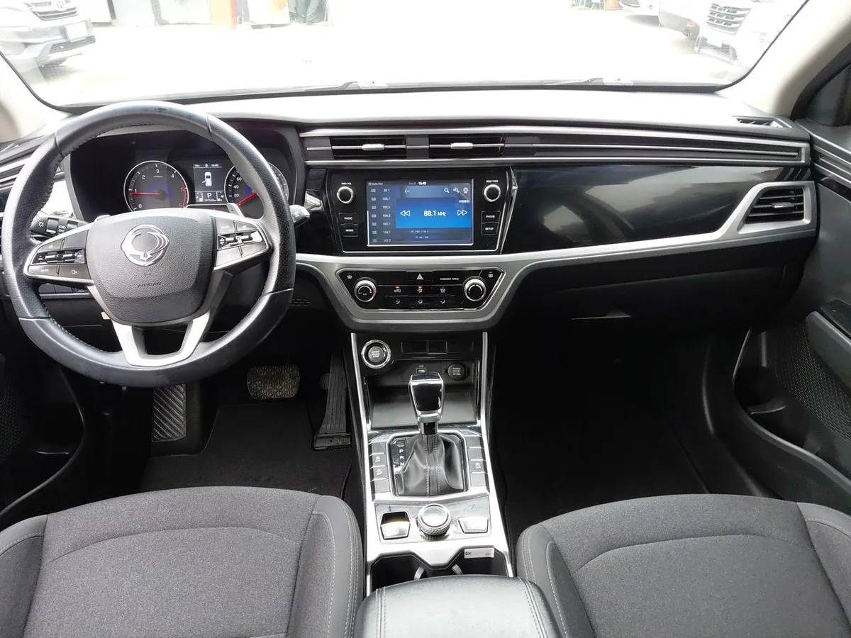 Ssangyong Korando 1.6 Glx Cd211 Td Diesel 4x2 At 5p año 2022