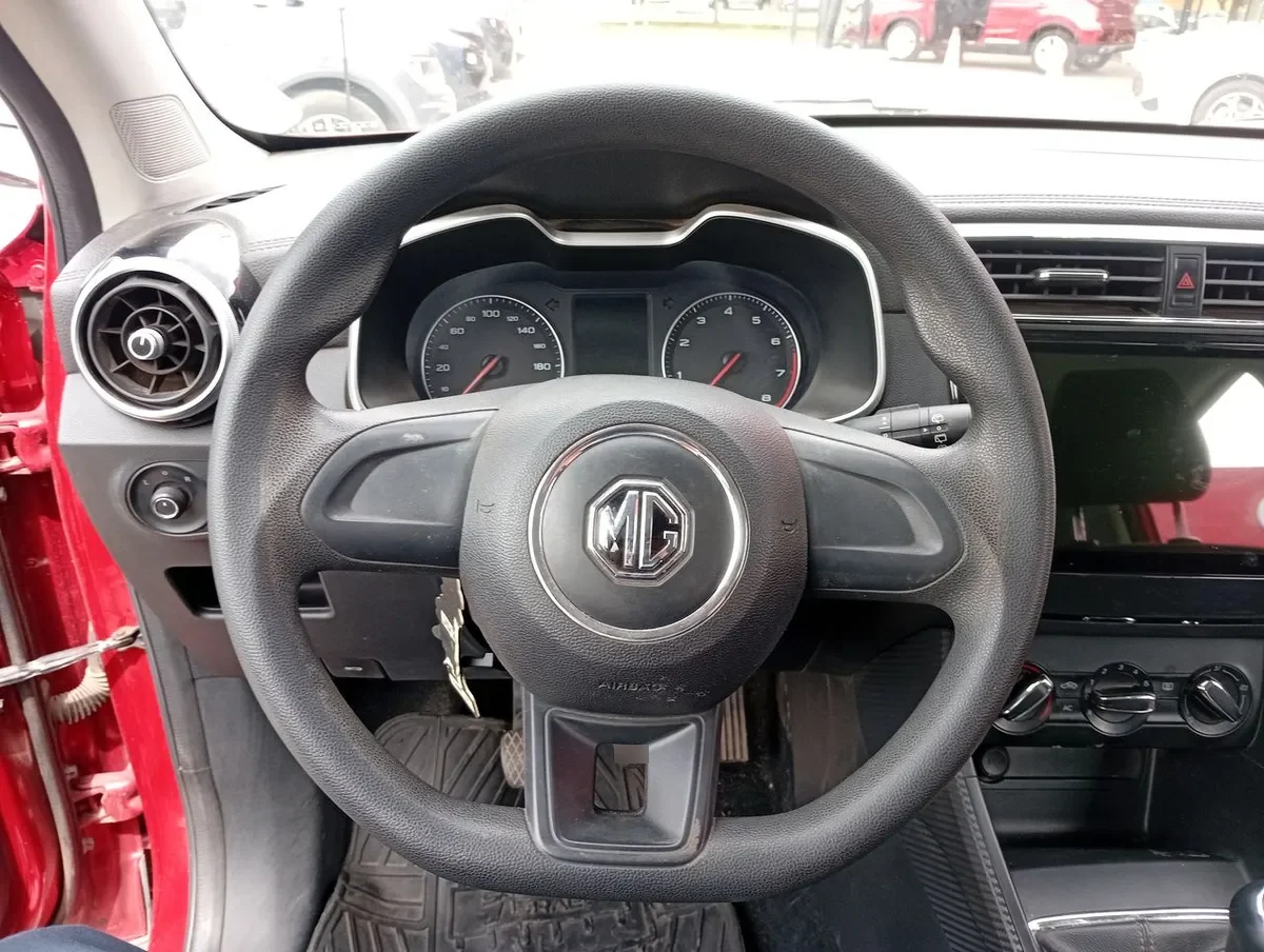 MG Mg Zs 1.5 Std 4x2 Mt 5p año 2023