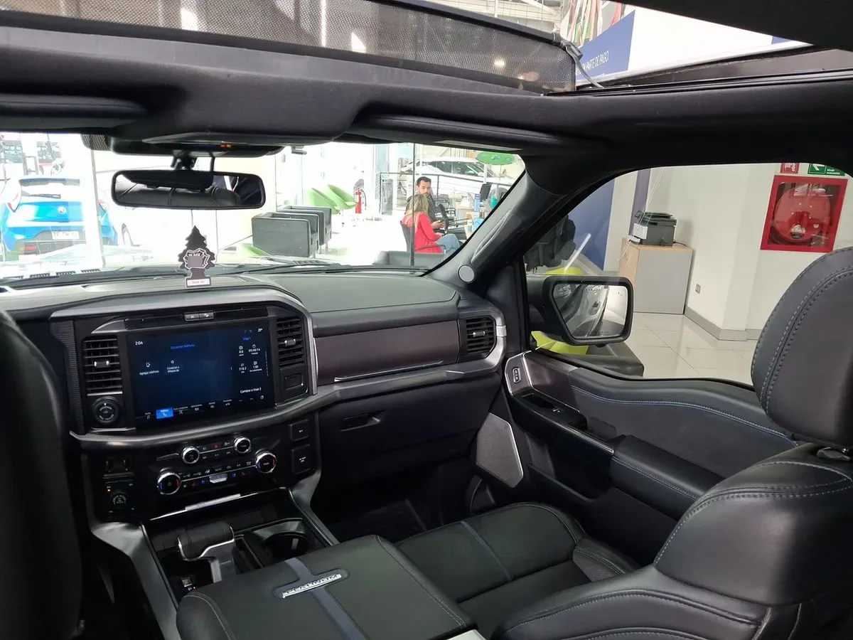 Ford F-150 3.5 Platinum Cc Dob. Cab. 4x4 At 4p año 2026