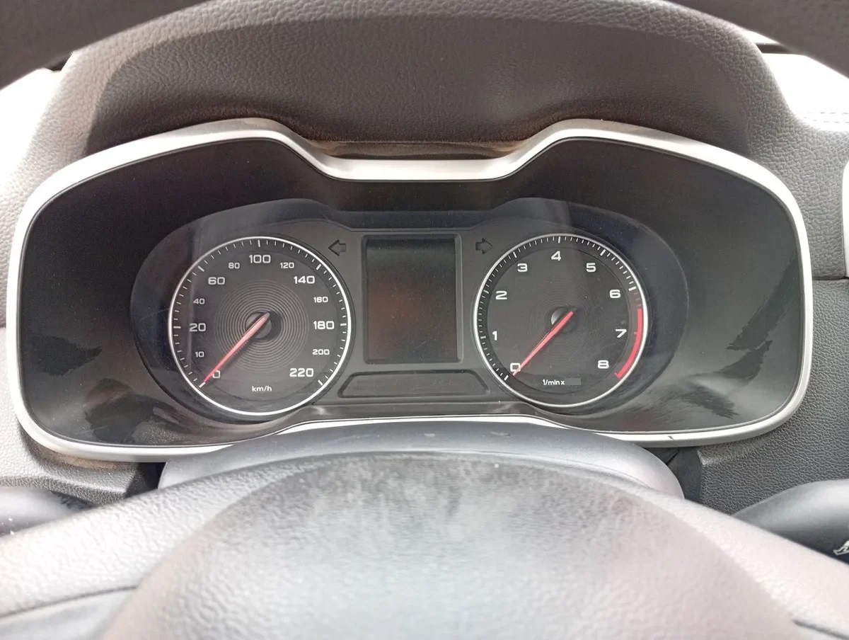 MG Mg Zs 1.5 Std 4x2 Mt 5p año 2023