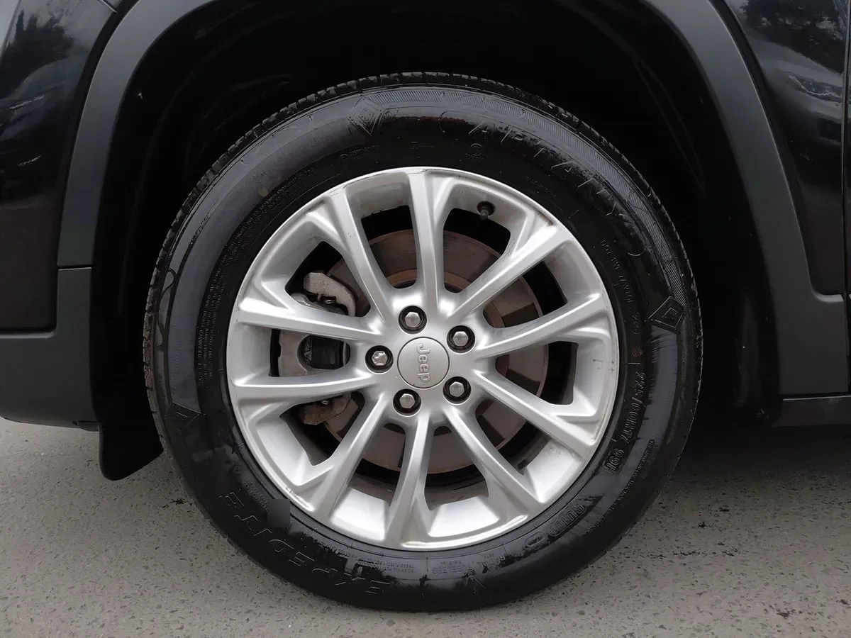 Jeep Cherokee 2.4 Longitude 4x2 At 5p año 2019
