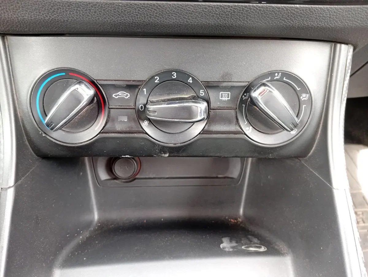 MG Mg Zs 1.5 Std 4x2 Mt 5p año 2023