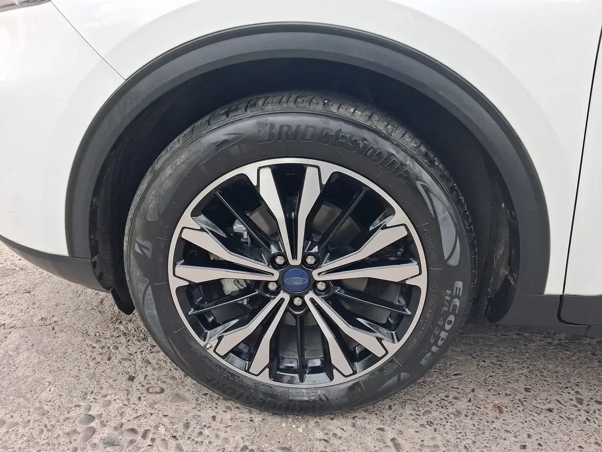 Ford Escape 2.5 Atkinson Se Hibrido Fwd At 5p año 2023