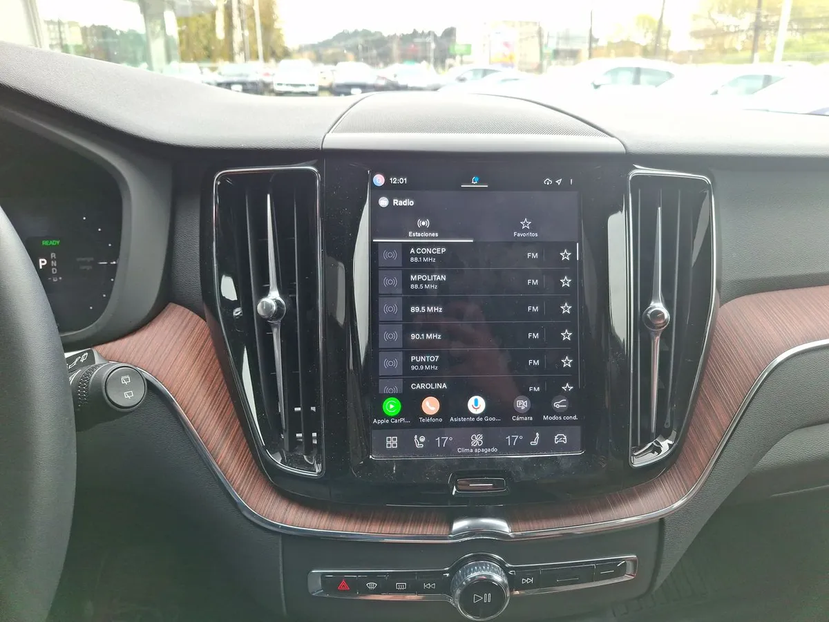Volvo Xc60 2.0 T8 Recharge Plus Hybrid Awd At 5p año 2025
