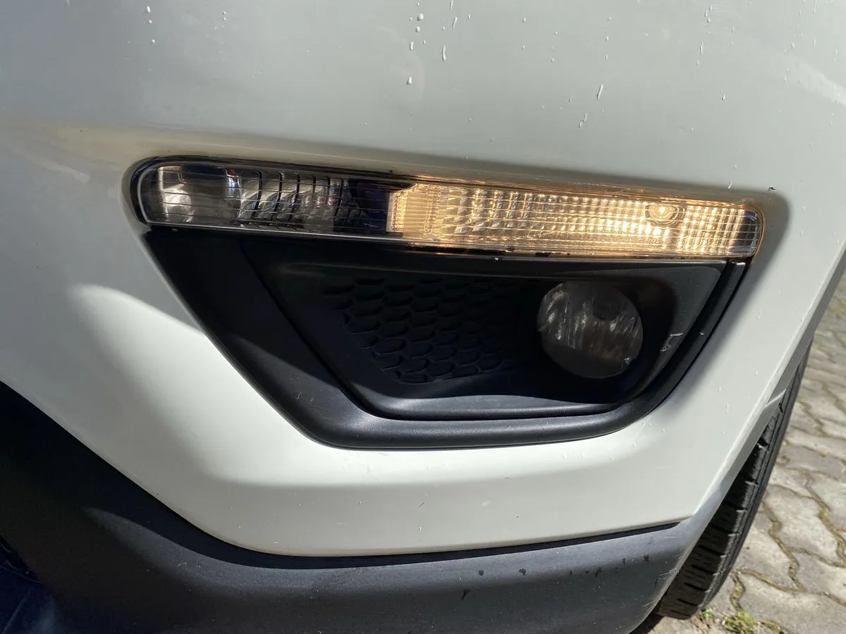Jeep Compass 2.4 Sport Lx 4x2 6mt 5p año 2019