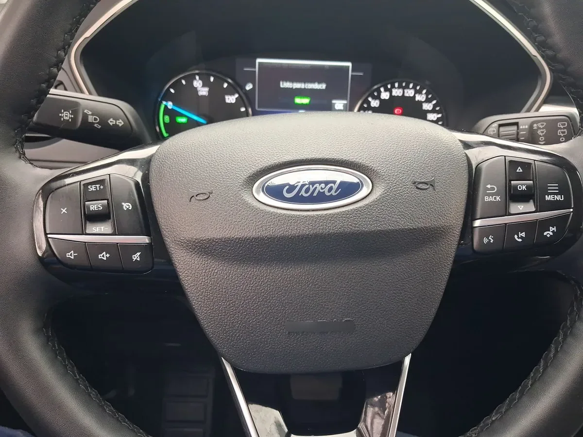 Ford Escape 2.5 Atkinson Se Hibrido Fwd At 5p año 2023
