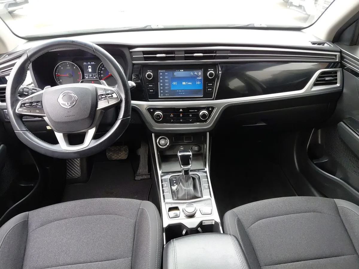 Ssangyong Korando 1.6 Glx Cd211 Td Diesel 4x2 At 5p año 2022