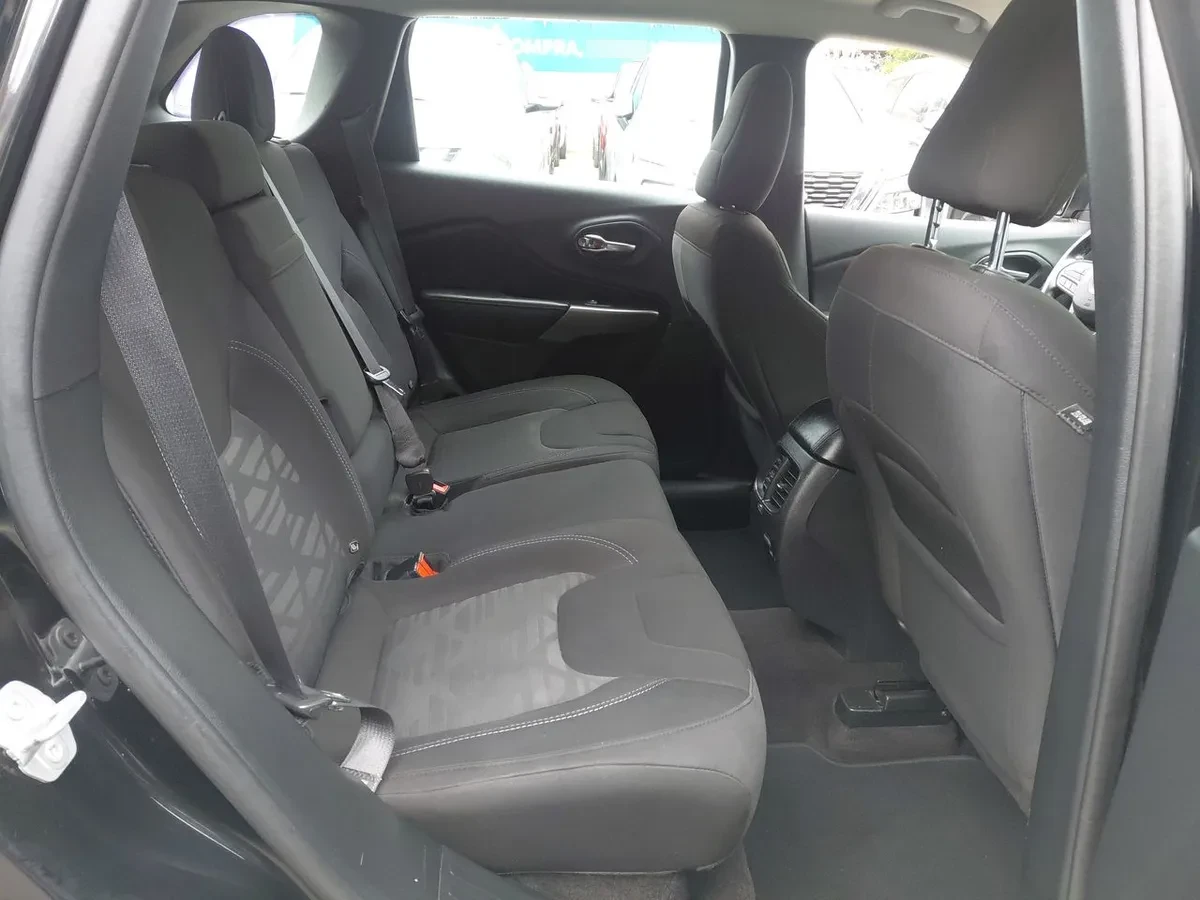Jeep Cherokee 2.4 Longitude 4x2 At 5p año 2019