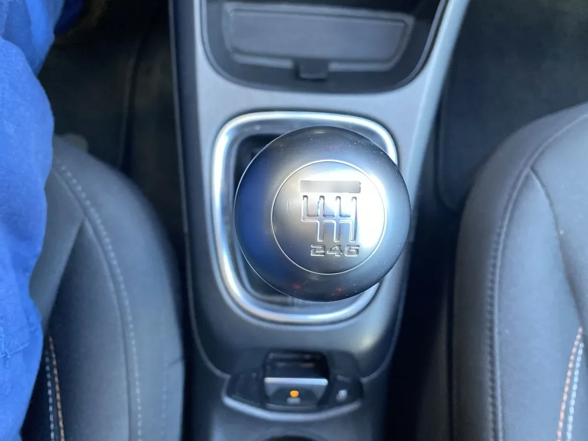 Jeep Compass 2.4 Sport Lx 4x2 6mt 5p año 2019
