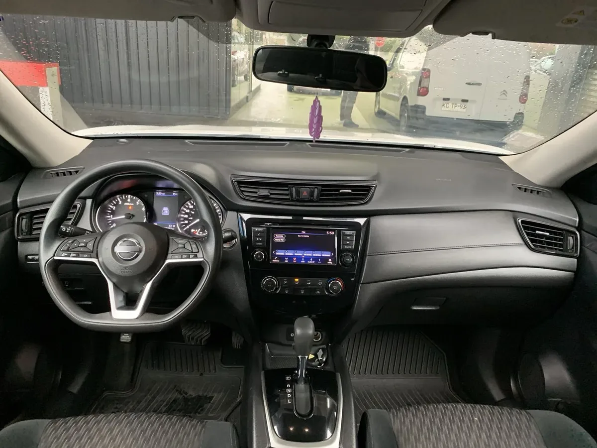 Nissan X-Trail 2.5 Sense Mc 4x2 3row Cvt At 5p año 2021