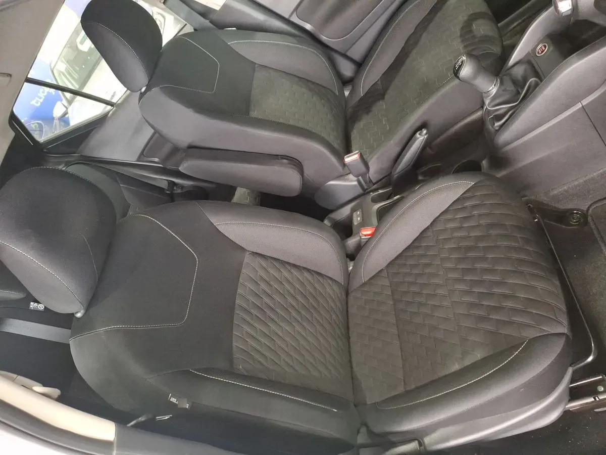 Nissan Kicks 1.6 Advance 4x2 Mt 5p año 2023