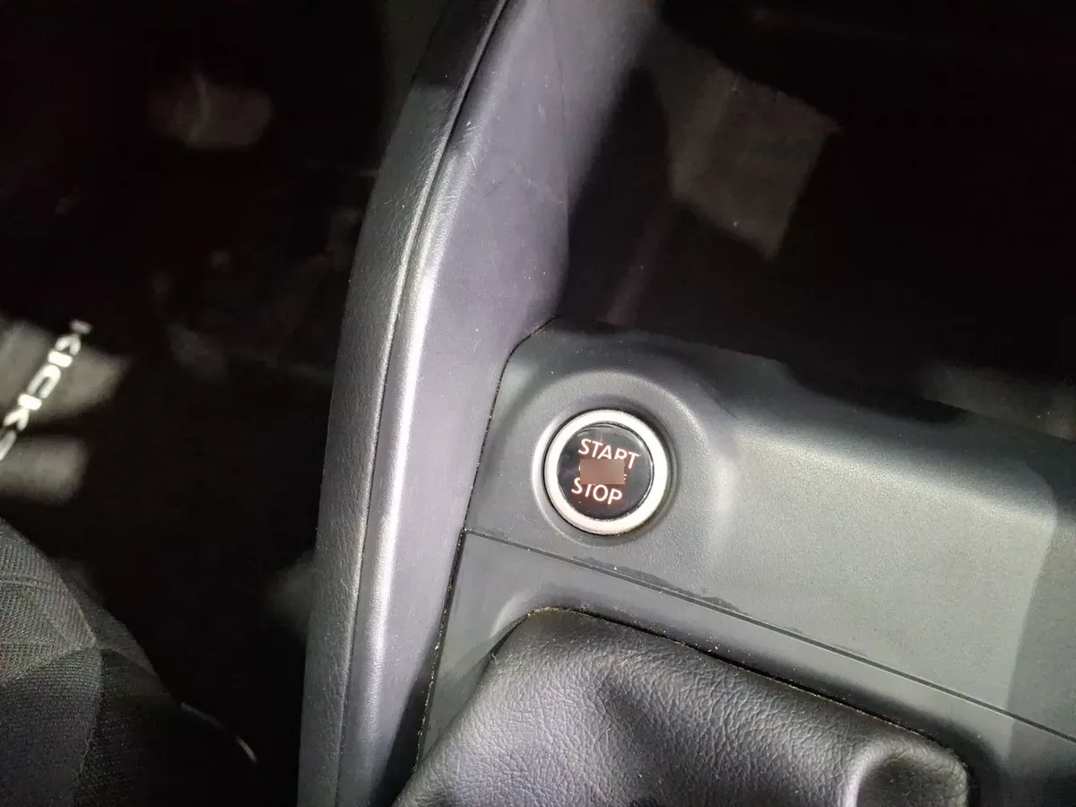 Nissan Kicks 1.6 Advance 4x2 Mt 5p año 2023