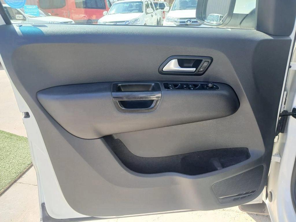 Volkswagen Amarok 2.0 Trendline 4x4 Diesel Mt 4p año 2021