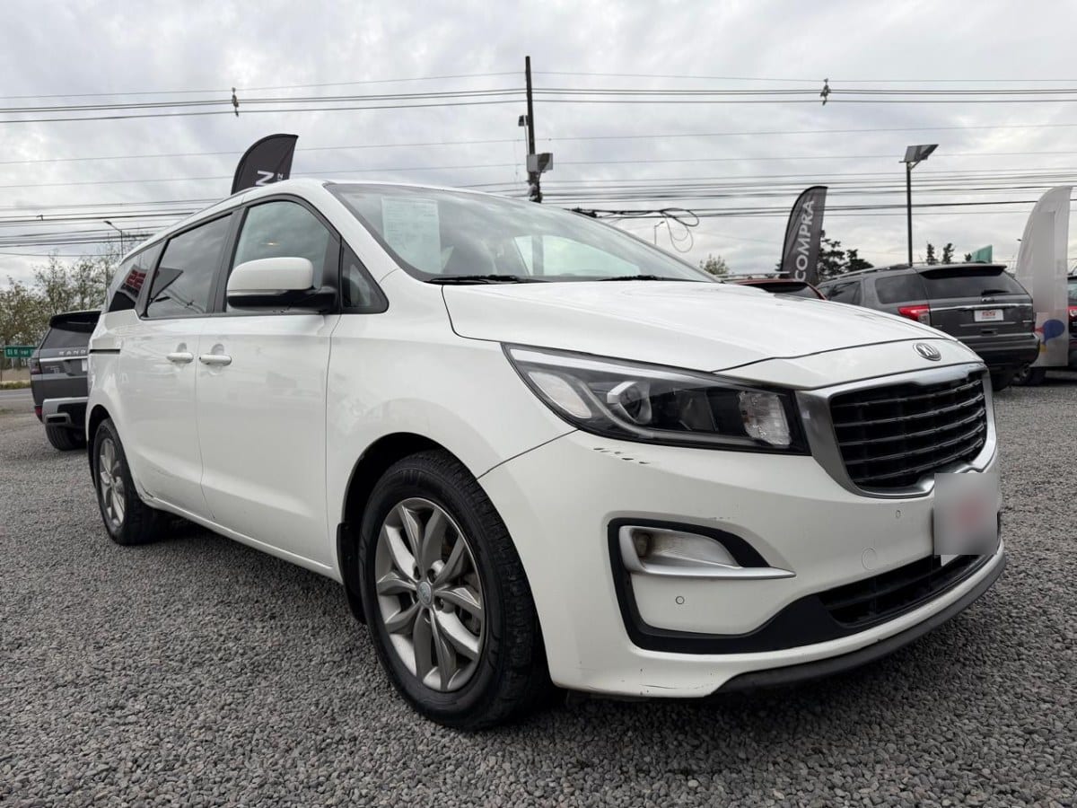 Kia Grand Carnival 2.2 Diesel At8 año 2020