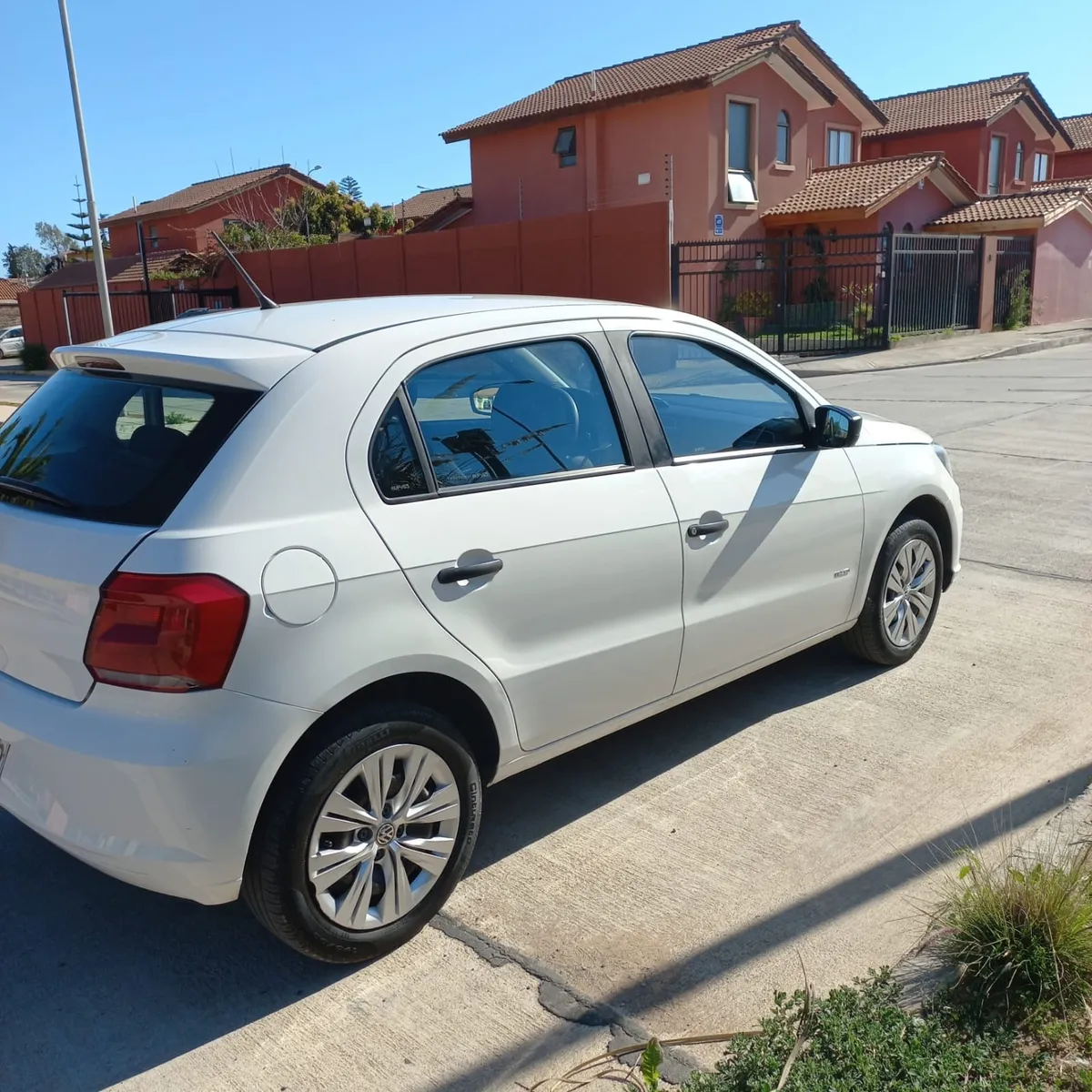 VOLKSWAGEN GOL 1.6 Trendline Lite Mt año 2022