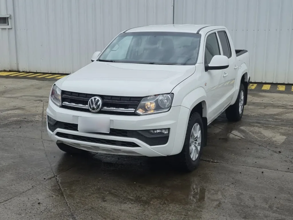Volkswagen Amarok Dcab Tdi 4x4 Trendline 2.0 año 2023