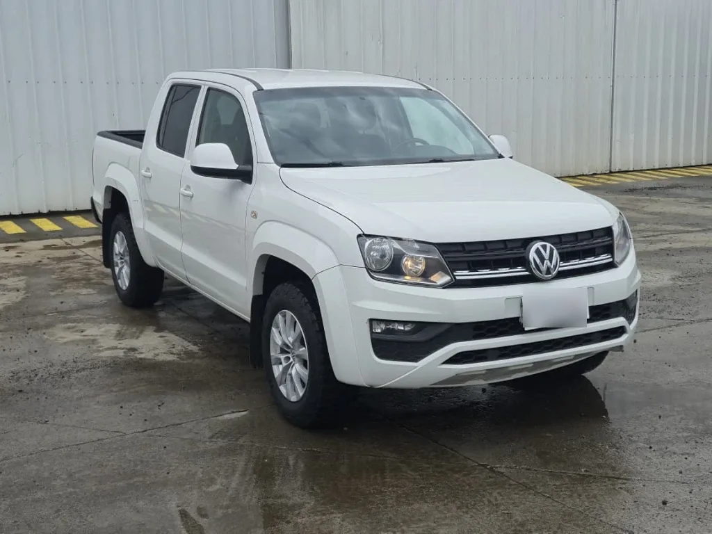 Volkswagen Amarok Dcab Tdi 4x4 Trendline 2.0 año 2023
