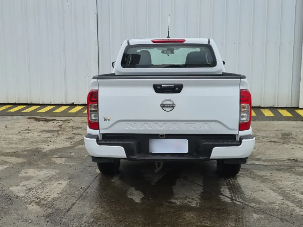 Nissan Navara Navara Xe 2.3 Mt 4x2 año 2023