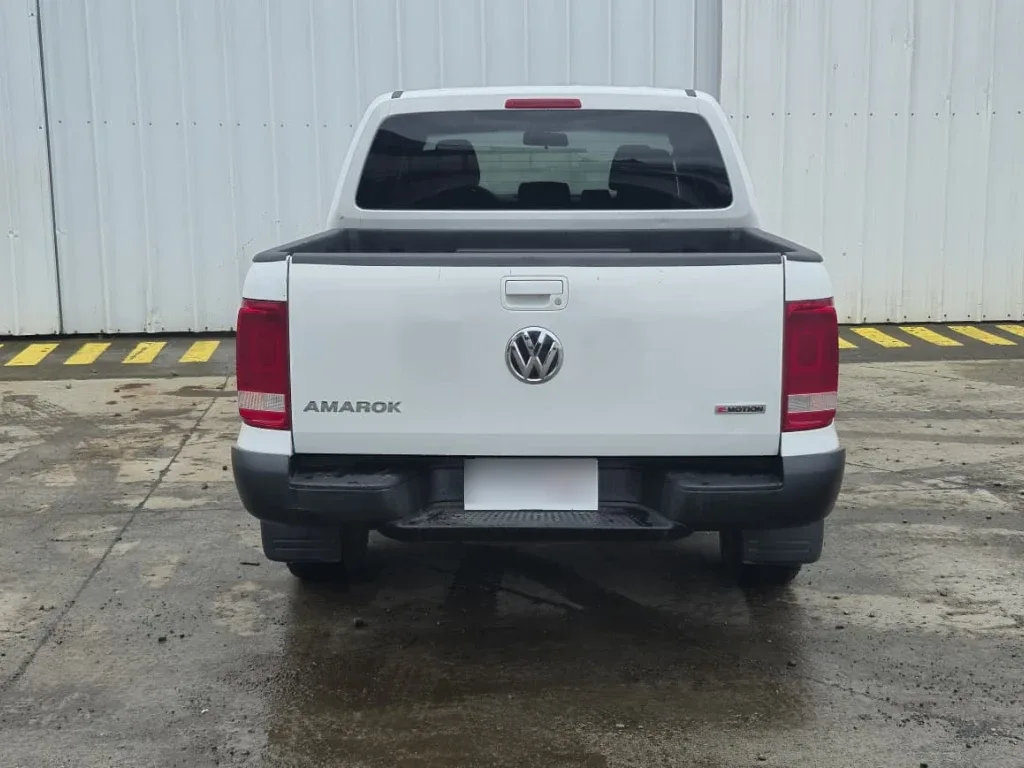 Volkswagen Amarok Dcab Tdi 4x4 Trendline 2.0 año 2023
