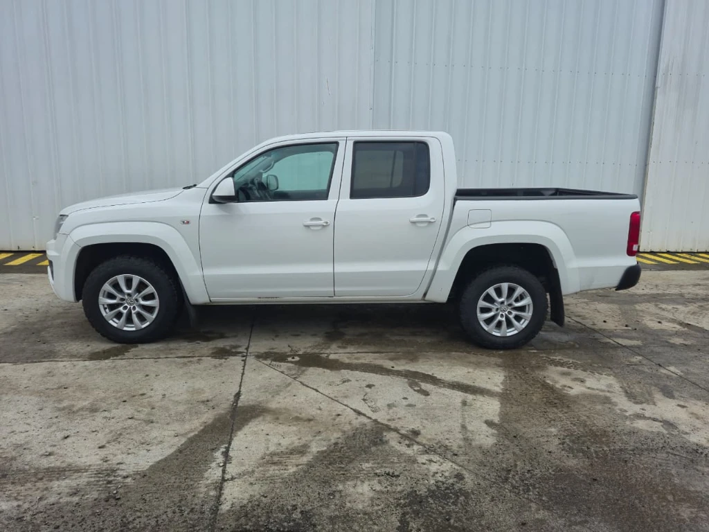 Volkswagen Amarok Dcab Tdi 4x4 Trendline 2.0 año 2023