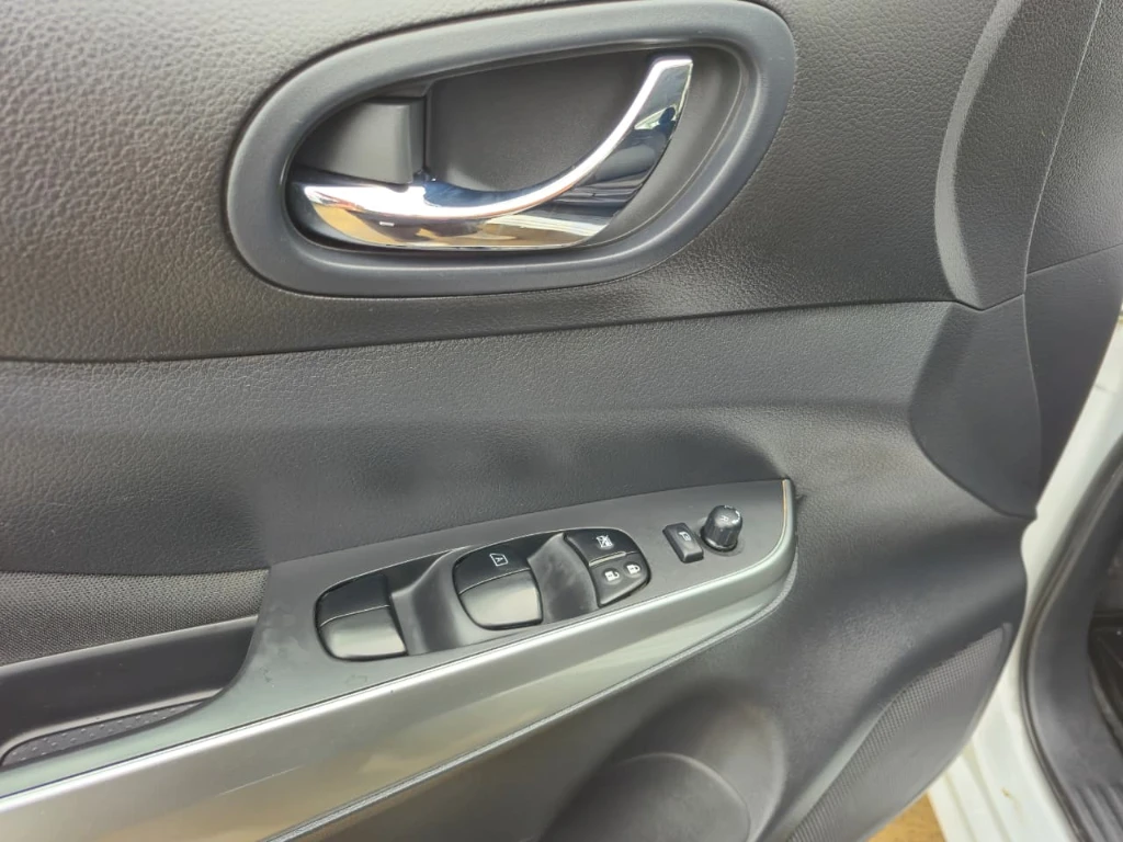 Nissan Navara Navara Xe 2.3 Mt 4x2 año 2023