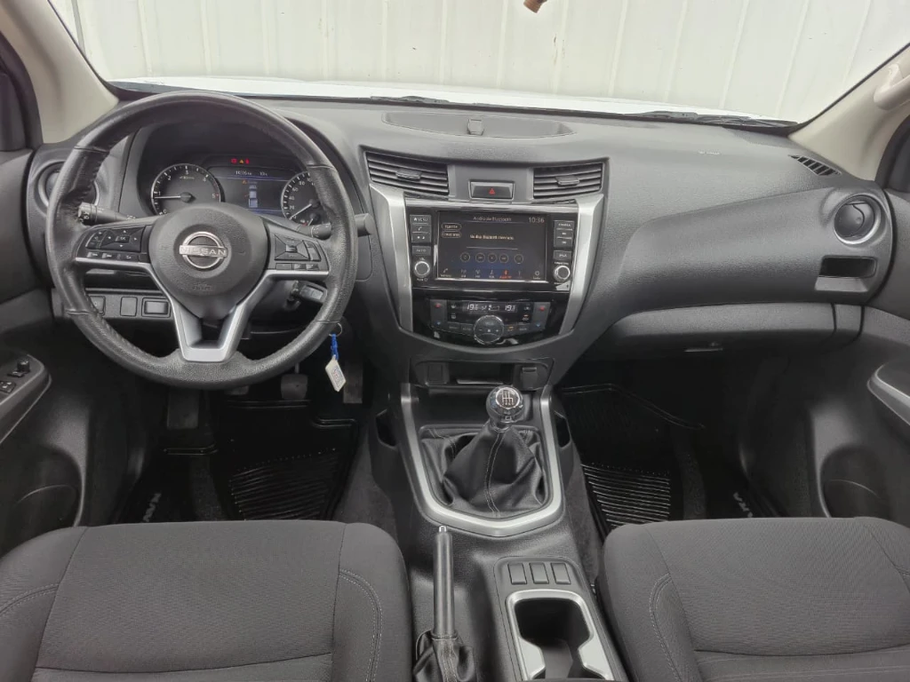 Nissan Navara Navara Xe 2.3 Mt 4x2 año 2023