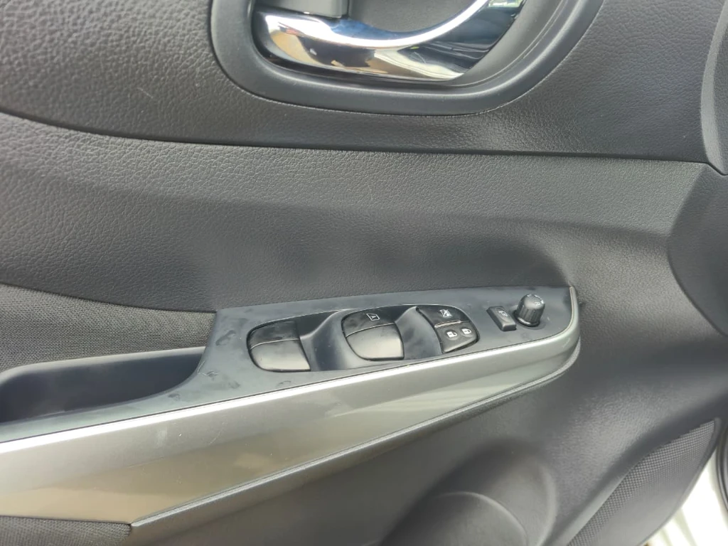 Nissan Navara Navara Xe 2.3 Mt 4x2 año 2023
