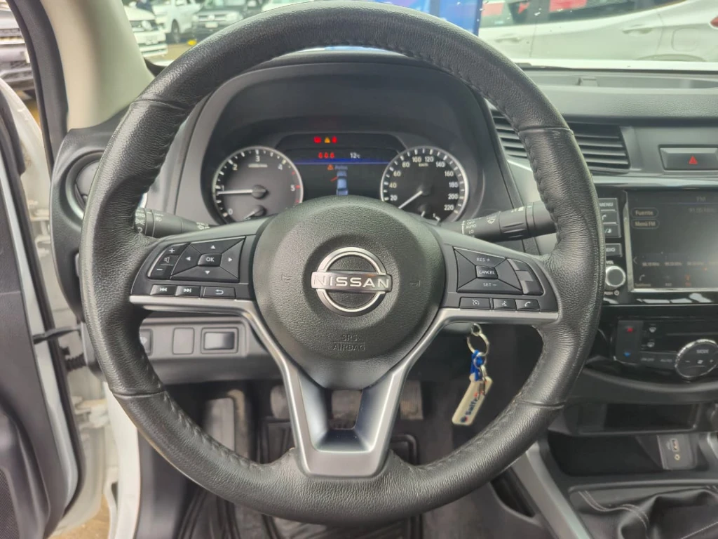 Nissan Navara Navara Xe 2.3 Mt 4x2 año 2023