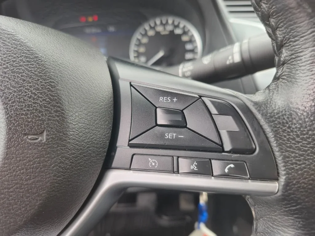 Nissan Navara Navara Xe 2.3 Mt 4x2 año 2023