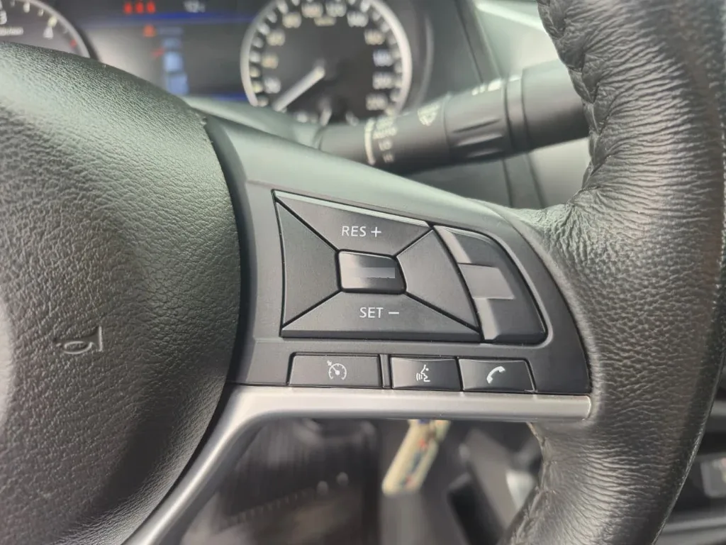 Nissan Navara Navara Xe 2.3 Mt 4x2 año 2023