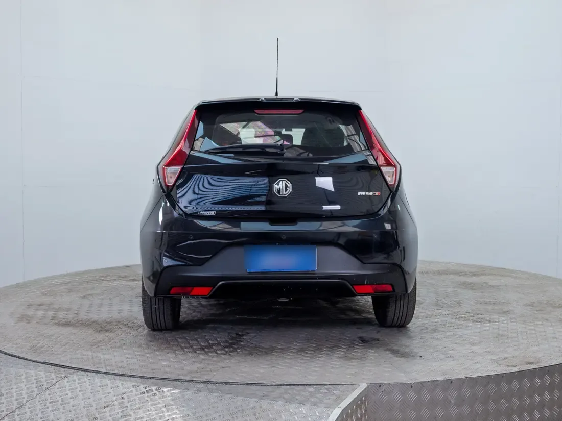 MG 3 Mg 3 1.5 Com At año 2023