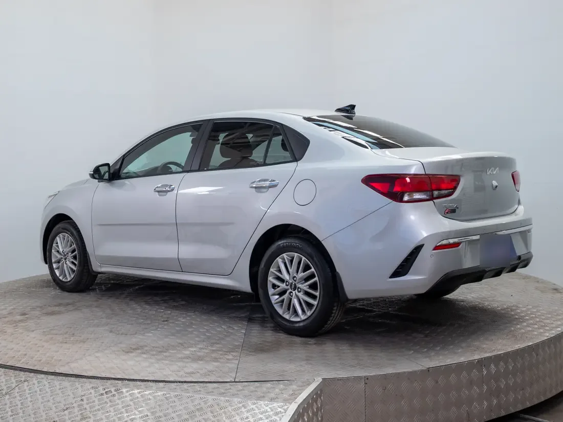 Kia Rio 4 1.4 Ex Full Mt año 2023