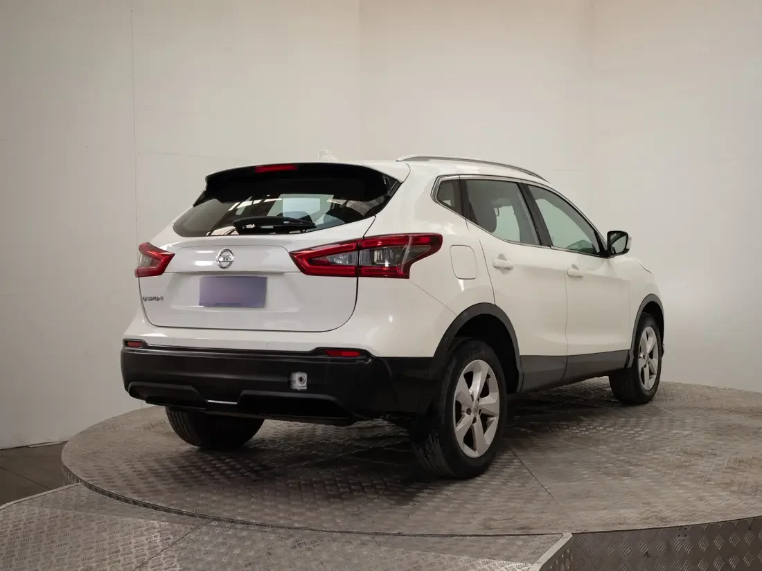 Nissan Qashqai 2.0 Sense Mt año 2019