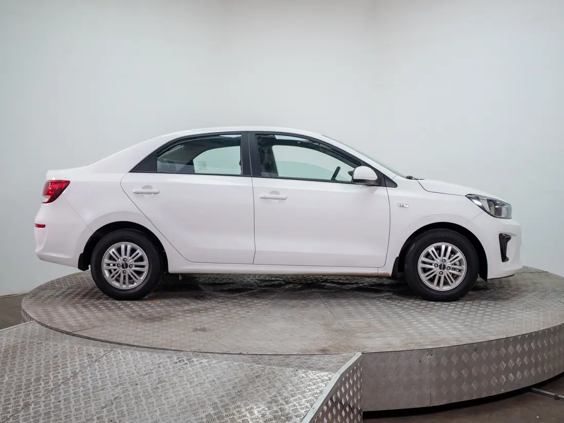 Kia Soluto Soluto 1.4 Lx Ac Mt año 2024