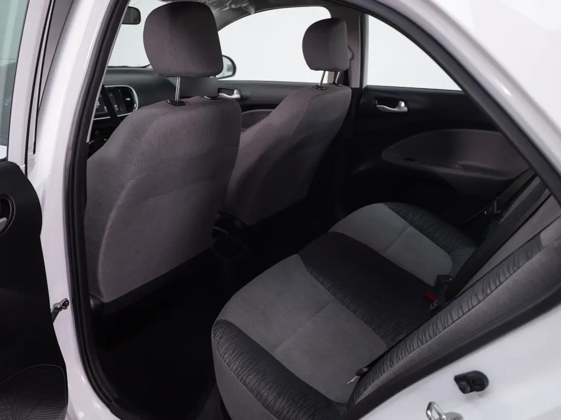 Kia Soluto Soluto 1.4 Lx Ac Mt año 2024