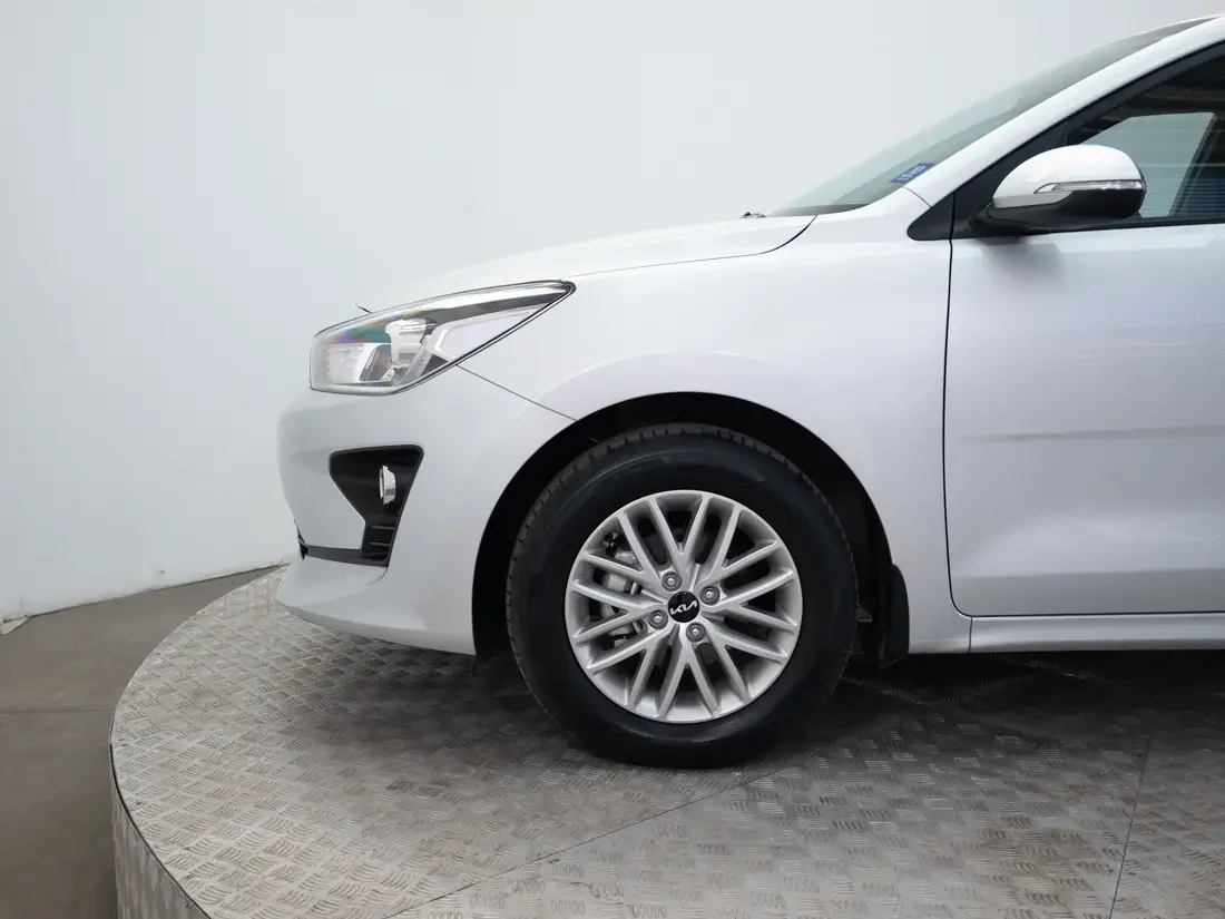 Kia Rio 4 1.4 Ex Full Mt año 2023