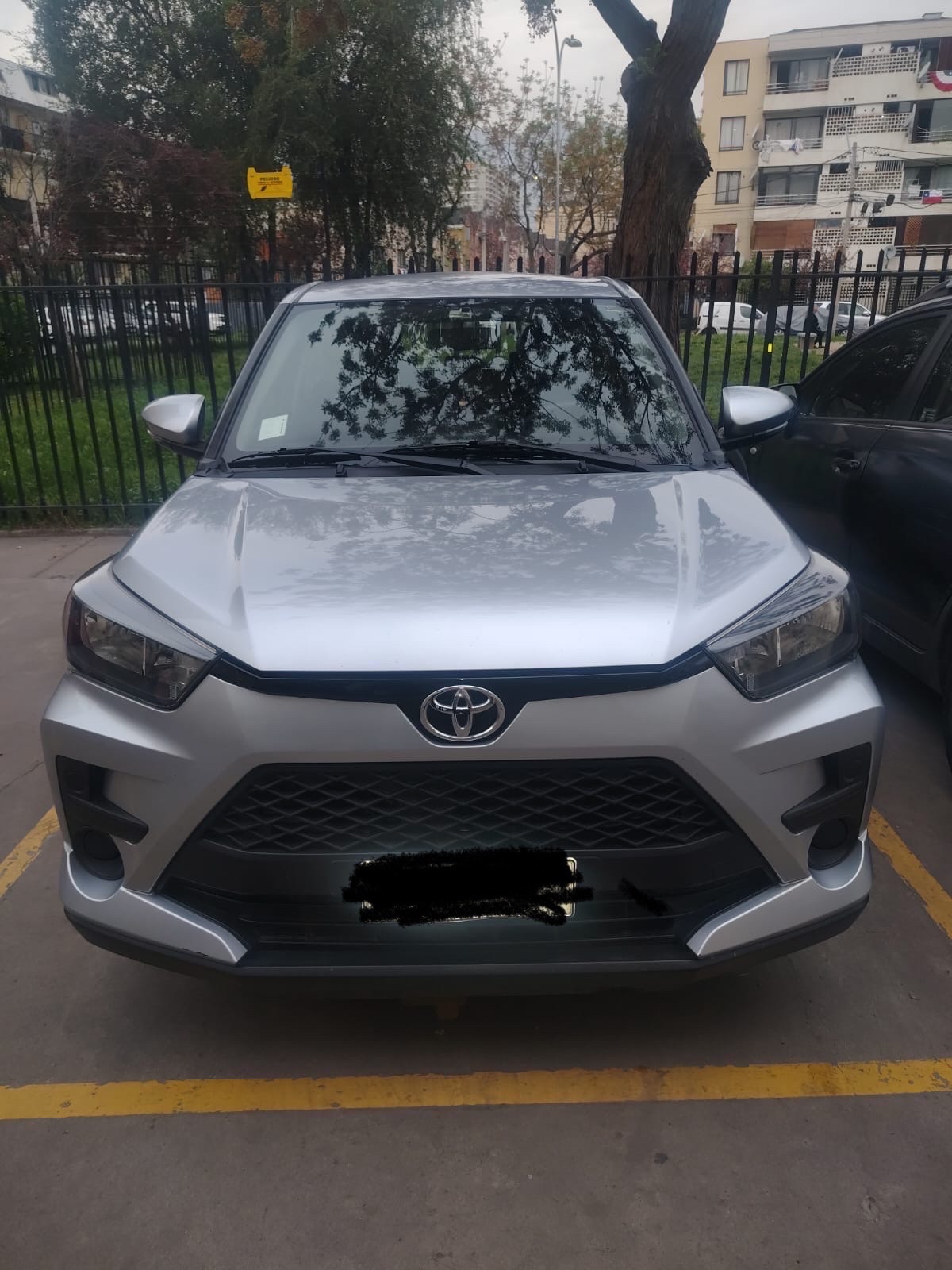 TOYOTA RAIZE 1.2 E Cvt At año 2023