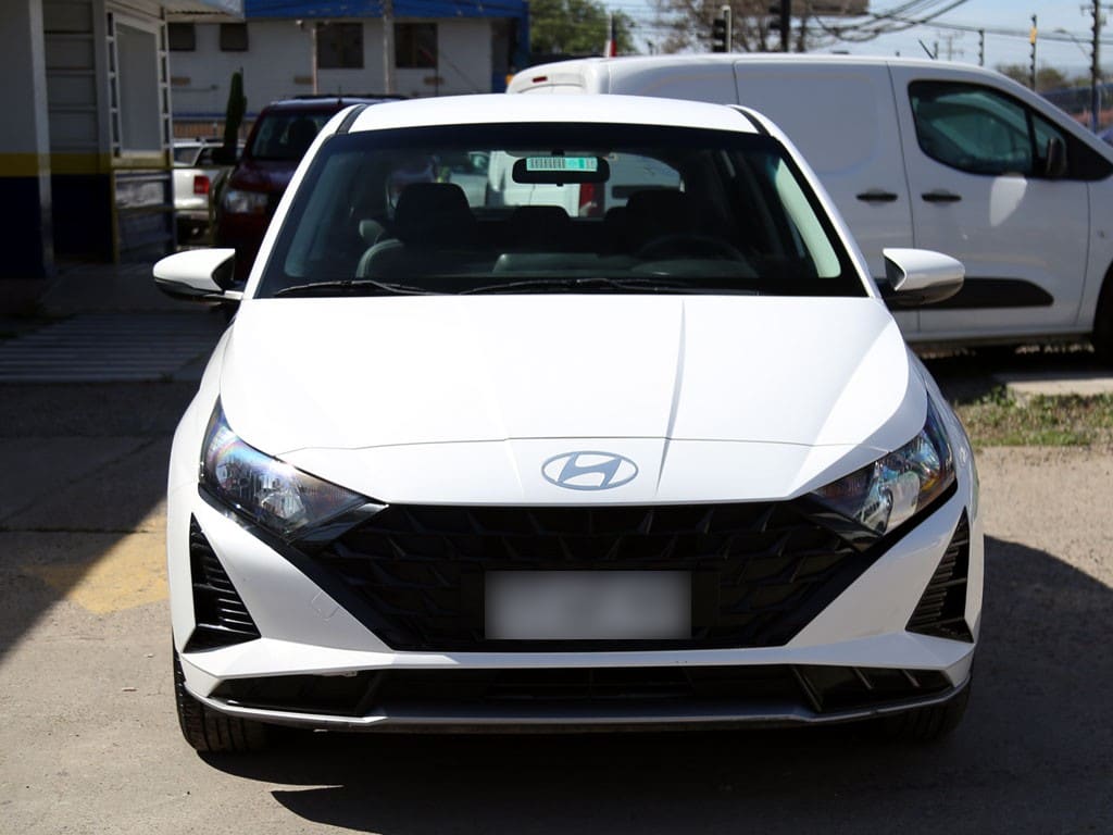 Hyundai I20 Mt 1.4 año 2025