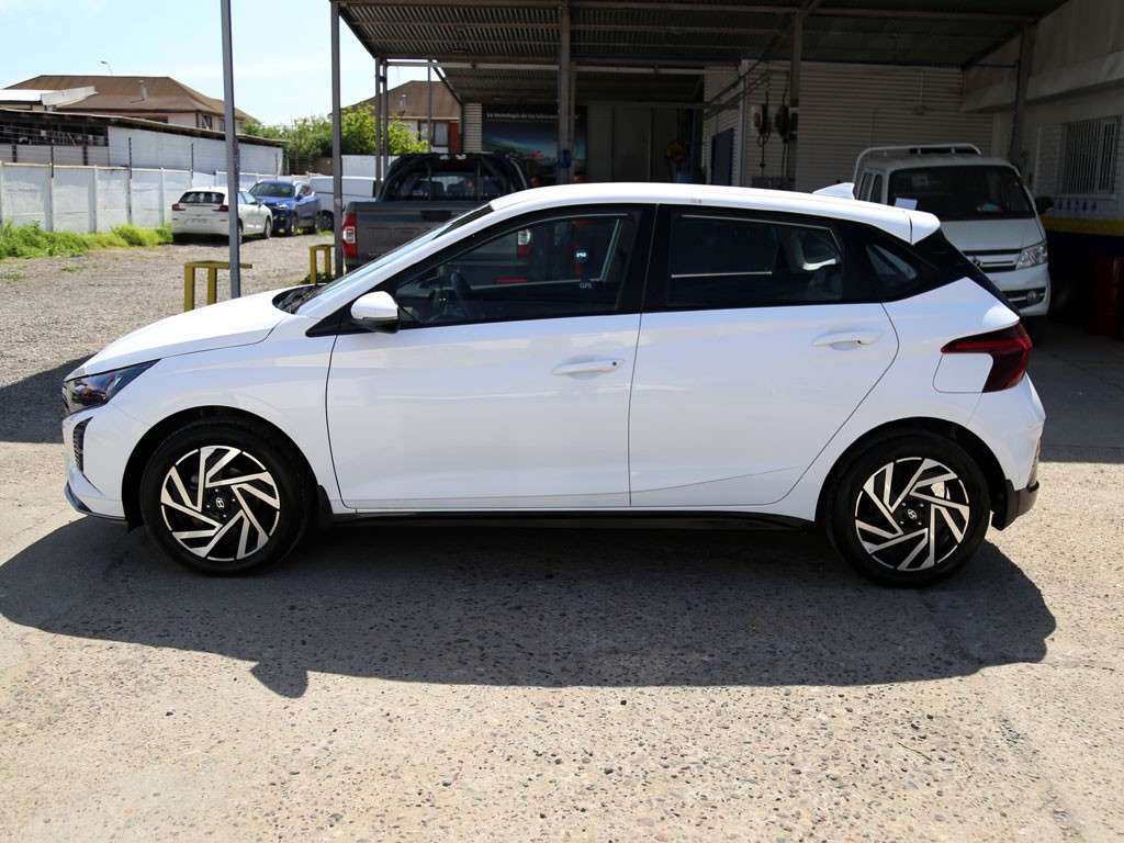 Hyundai I20 Mt 1.4 año 2025