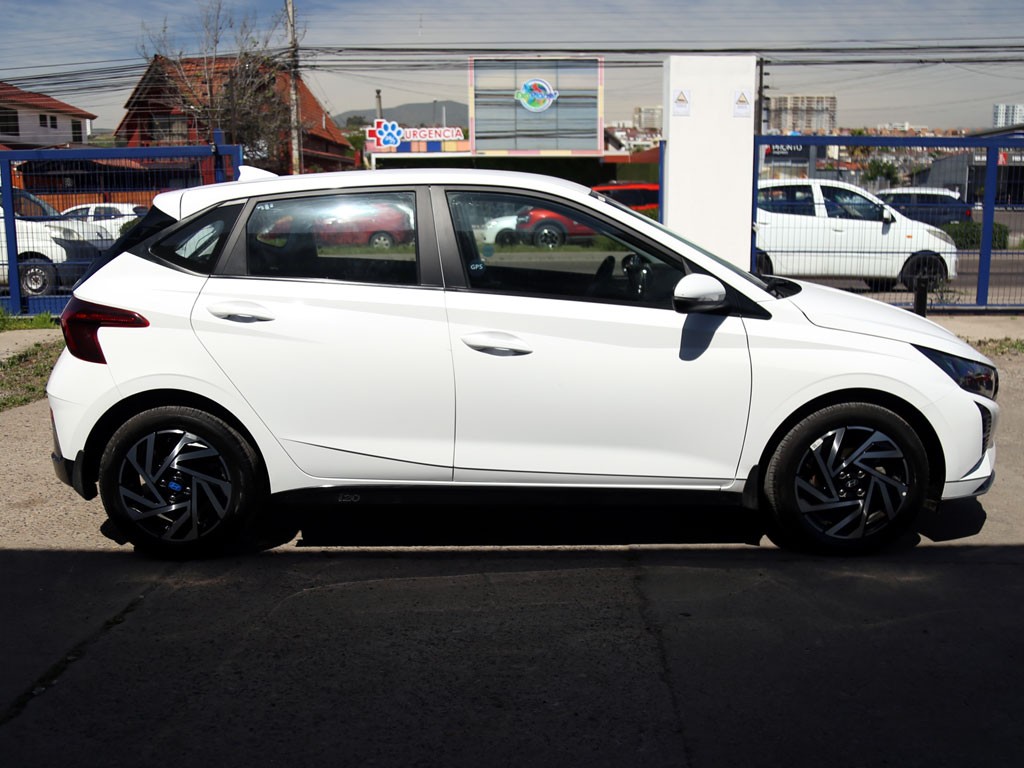 Hyundai I20 1.4 Mt año 2025
