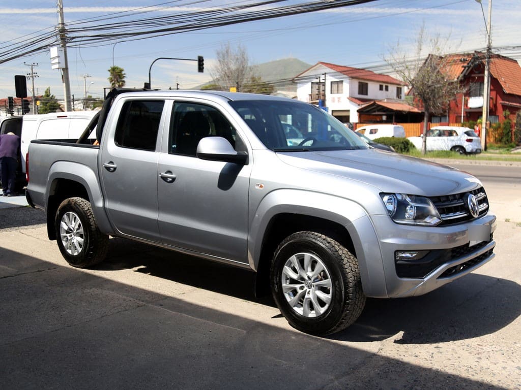 Volkswagen Amarok 2.0 Trendline Diesel 4x4 Mt año 2023