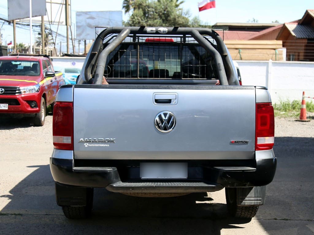 Volkswagen Amarok 2.0 Trendline Diesel 4x4 Mt año 2023