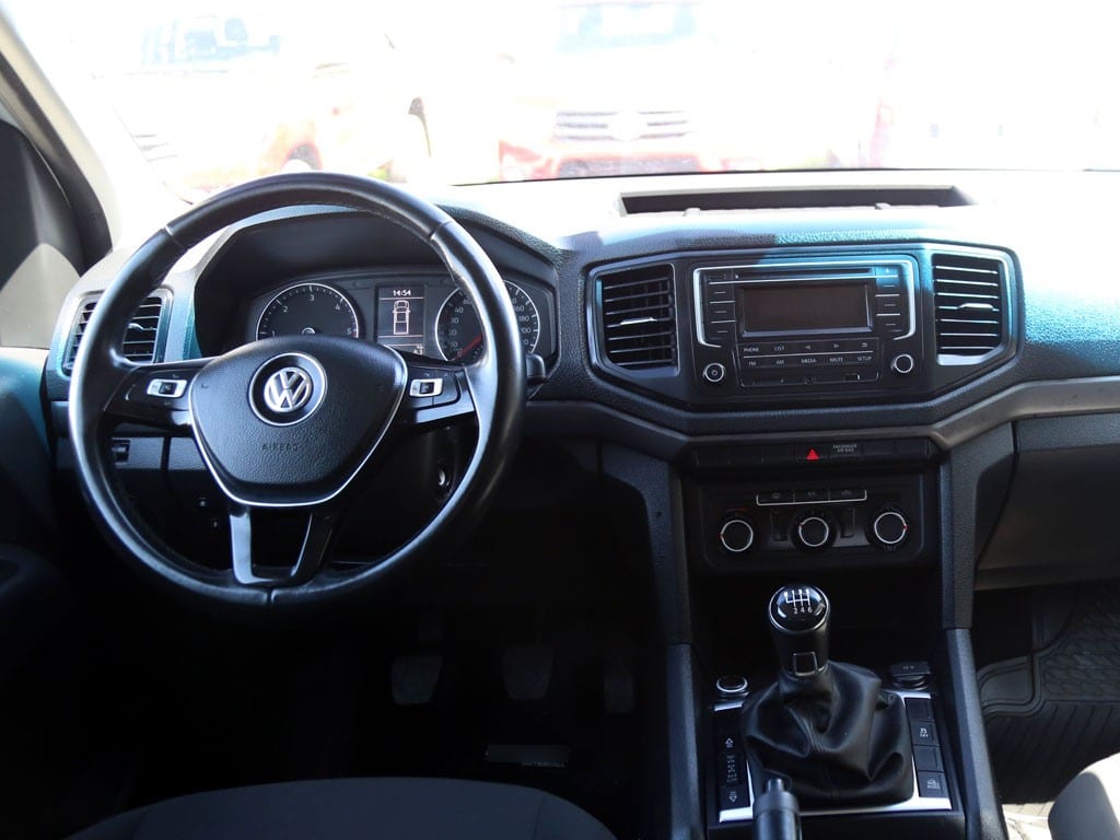 Volkswagen Amarok 2.0 Trendline Diesel 4x4 Mt año 2023